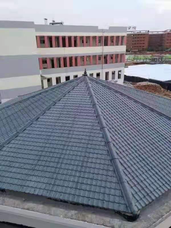 树脂瓦施工现场